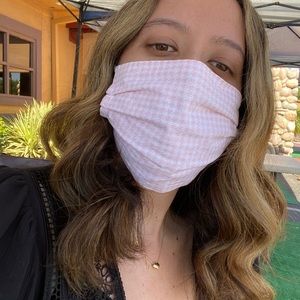 Meet your Posher, Abir